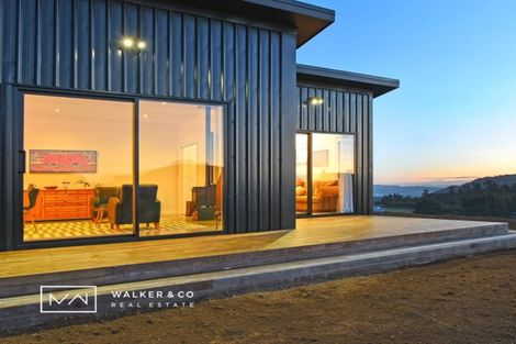 Photo of property in 235 Fairview Drive, Birchville, Upper Hutt, 5372