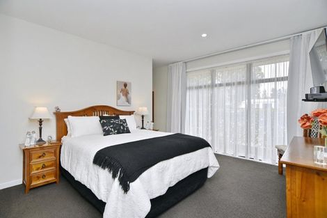 Photo of property in 292 West Belt, Rangiora, 7400