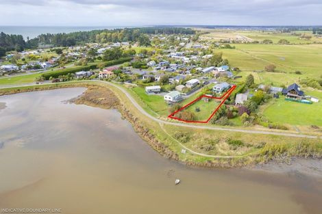 Photo of property in 20b Swindells Road, Waikuku Beach, 7473