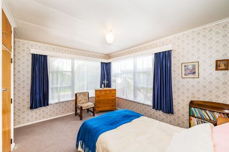 Photo of property in 21 Gray Avenue, Paraparaumu Beach, Paraparaumu, 5032