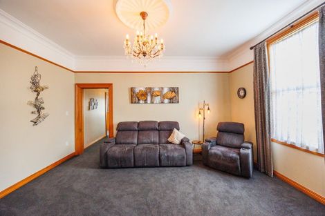 Photo of property in 5 Daniell Street, Bulls, 4818