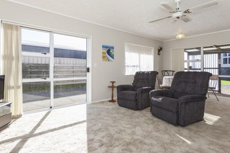 Photo of property in 102a Otahu Road, Whangamata, 3620