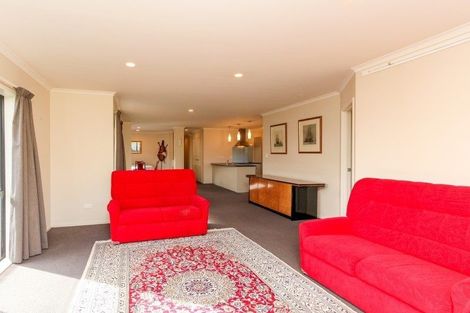 Photo of property in 354 Carrington Street, Upper Vogeltown, New Plymouth, 4310