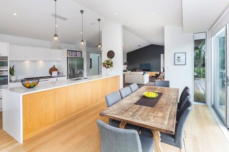 Photo of property in 9 Hadlow Place, Burnside, Christchurch, 8041