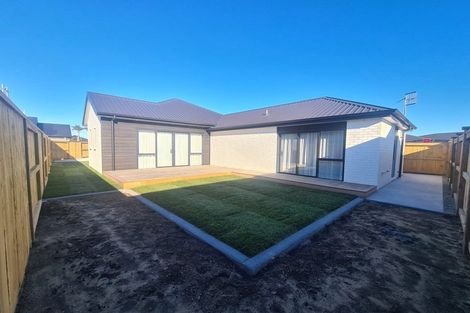 Photo of property in 17 Mida Close, Papamoa Beach, Papamoa, 3118