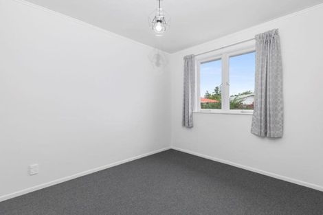 Photo of property in 4 Sexton Place, Manurewa East, Auckland, 2102