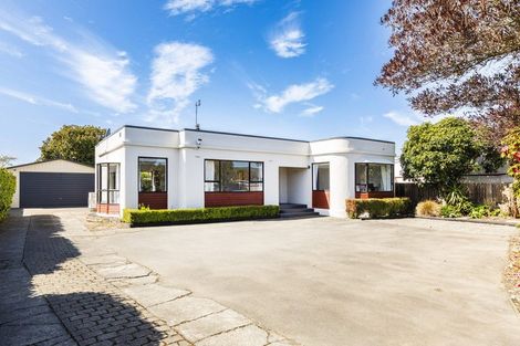 Photo of property in 202 Wairakei Road, Bryndwr, Christchurch, 8053