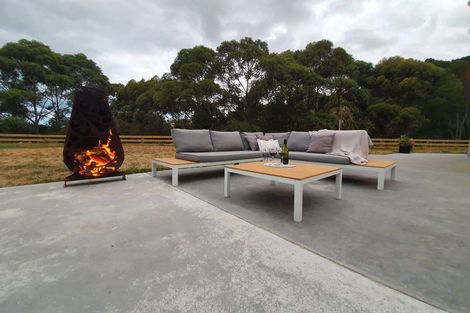 Photo of property in 86 Seafield Road, Eskdale, Napier, 4182