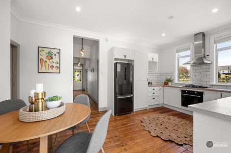 Photo of property in 156 Kings Crescent, Hutt Central, Lower Hutt, 5010