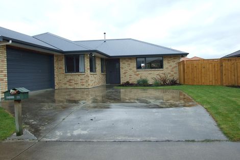 Photo of property in 21 Boston Parade, Kelvin Grove, Palmerston North, 4414
