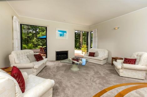Photo of property in 23 Treetops Way, Bayview, Auckland, 0629