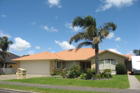 Photo of property in 14 Moss Crescent, Takanini, 2112