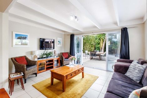 Photo of property in 124 Harbour Road, Ohope, 3121