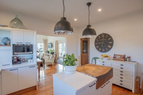 Photo of property in 135 Park Street, Winton, 9720