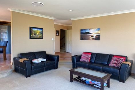 Photo of property in 43 Bayvista Close, Welcome Bay, Tauranga, 3112