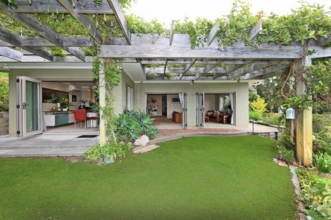 Photo of property in 107 Ballantyne Road, Poraiti, Napier, 4182