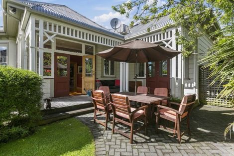 Photo of property in 123 Highgate, Roslyn, Dunedin, 9010