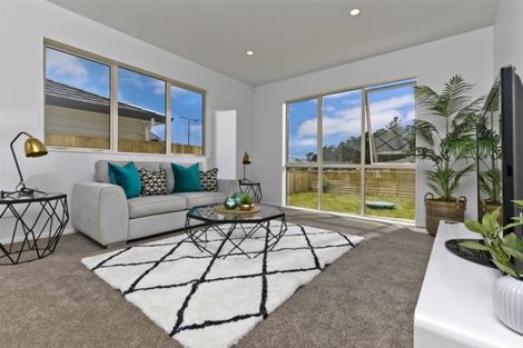 Photo of property in 58 Schoolside Road, Kumeu, 0810