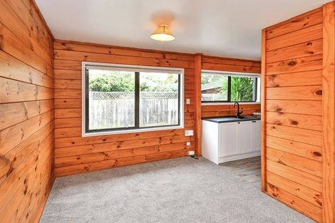 Photo of property in 13 Riserra Drive, Ranui, Auckland, 0612