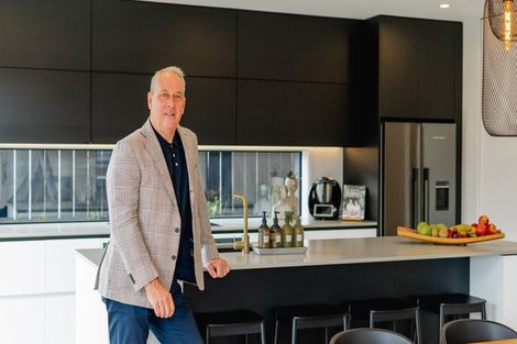 Photo of property in 15 Weatherdeck Close, Whitby, Porirua, 5024