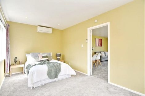 Photo of property in 17 Bateman Avenue, Bryndwr, Christchurch, 8053