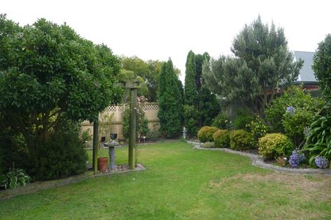 Photo of property in 36 Castletown Place, New Brighton, Christchurch, 8083