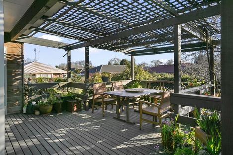 Photo of property in 63 Carlyle Street, Leamington, Cambridge, 3432