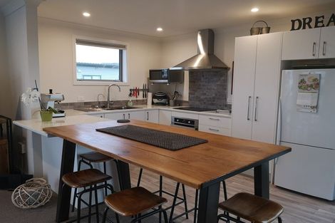 Photo of property in 14a Freemans Road, Otaki, 5512