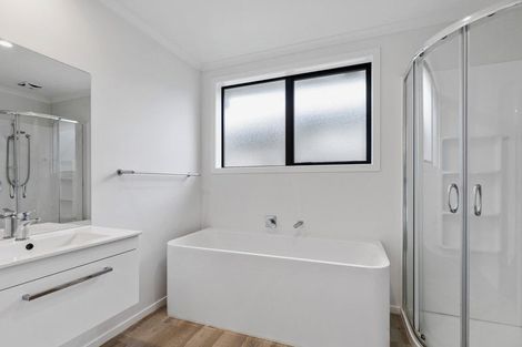 Photo of property in 24 Furlong Road, Papamoa, 3118