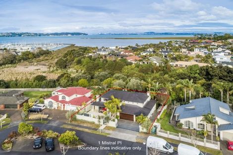 Photo of property in 11 Mistral Place, West Harbour, Auckland, 0618