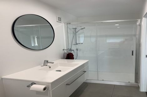 Photo of property in 44 Fordyce Avenue, Sunnyhills, Auckland, 2010