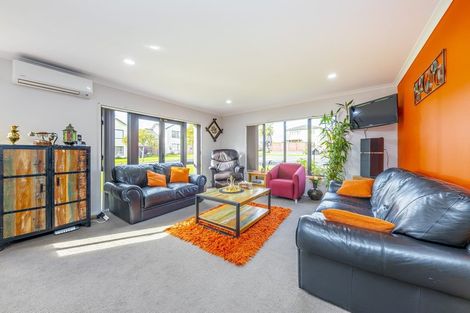 Photo of property in 5 Whitbourne Heights, Manurewa, Auckland, 2105