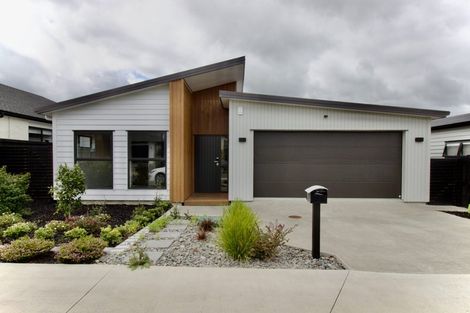 Photo of property in 8 Croatia Avenue, Huapai, Kumeu, 0810