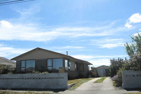 Photo of property in 12 Vivian Street, Burwood, Christchurch, 8083