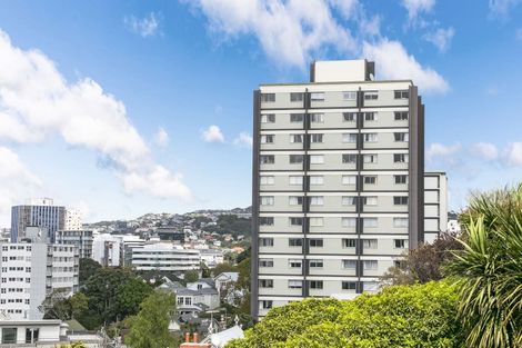 Photo of property in Mansfield Towers, 1 Grant Road, Thorndon, Wellington, 6011
