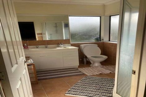 Photo of property in 22 Castlehill Court, Wattle Downs, Auckland, 2103