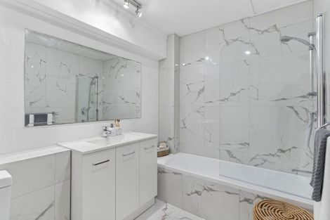 Photo of property in 17 Nukumea Common, Orewa, 0931