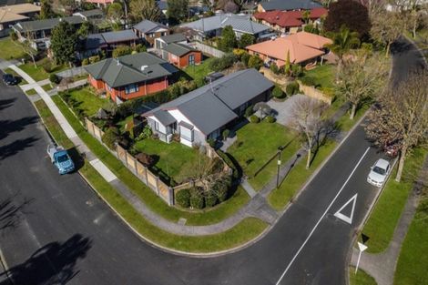 Photo of property in 1 Halcione Close, Flagstaff, Hamilton, 3210