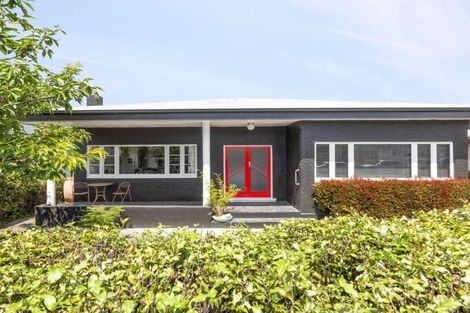 Photo of property in 1111a Heretaunga Street East, Parkvale, Hastings, 4122