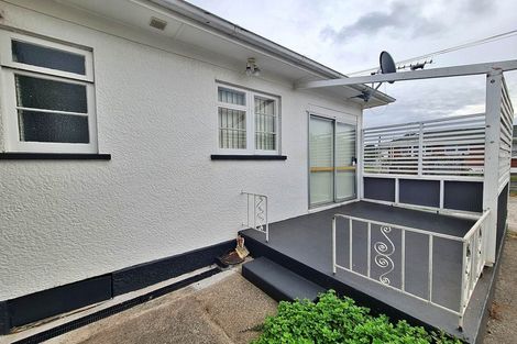 Photo of property in 1/5 Hill Road, Papatoetoe, Auckland, 2025