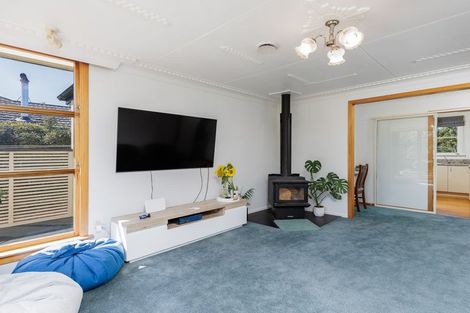 Photo of property in 35 Rhodes Street, Waimate, 7924