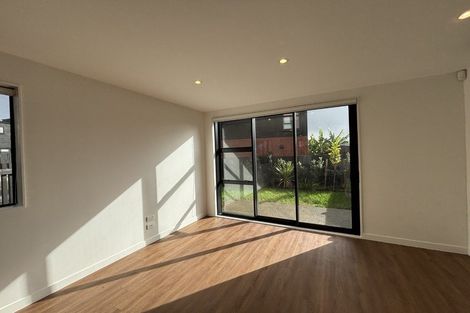 Photo of property in 3 Pataka Way, Mount Roskill, Auckland, 1041