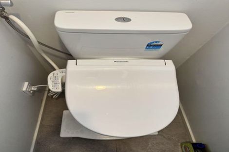 Photo of property in 1/60 Taharoto Road, Takapuna, Auckland, 0622