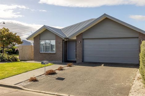 Photo of property in 46 Little Oaks Drive, Yaldhurst, Christchurch, 8042