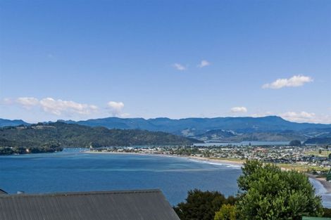 Photo of property in 101 Centennial Drive, Whitianga, 3510