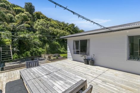 Photo of property in 14 Kaitangata Crescent, Kelson, Lower Hutt, 5010