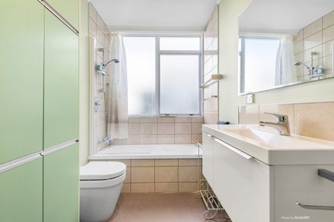 Photo of property in 44 Majoribanks Street, Mount Victoria, Wellington, 6011