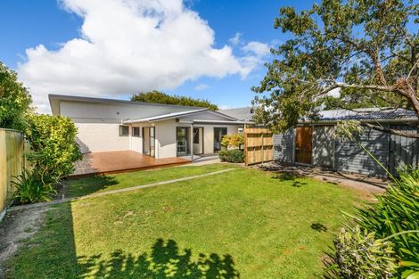 Photo of property in 69 Florence Avenue, Palmerston North, 4414