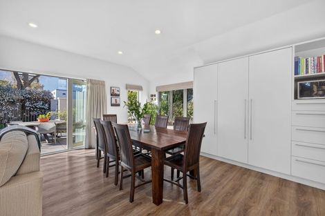 Photo of property in 6 Acorn Close, Waltham, Christchurch, 8023