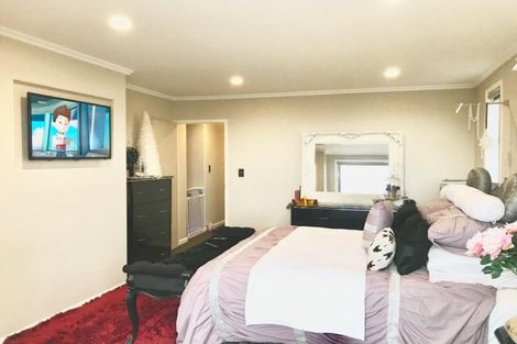 Photo of property in 43a Shanaway Rise, Hillcrest, Auckland, 0627